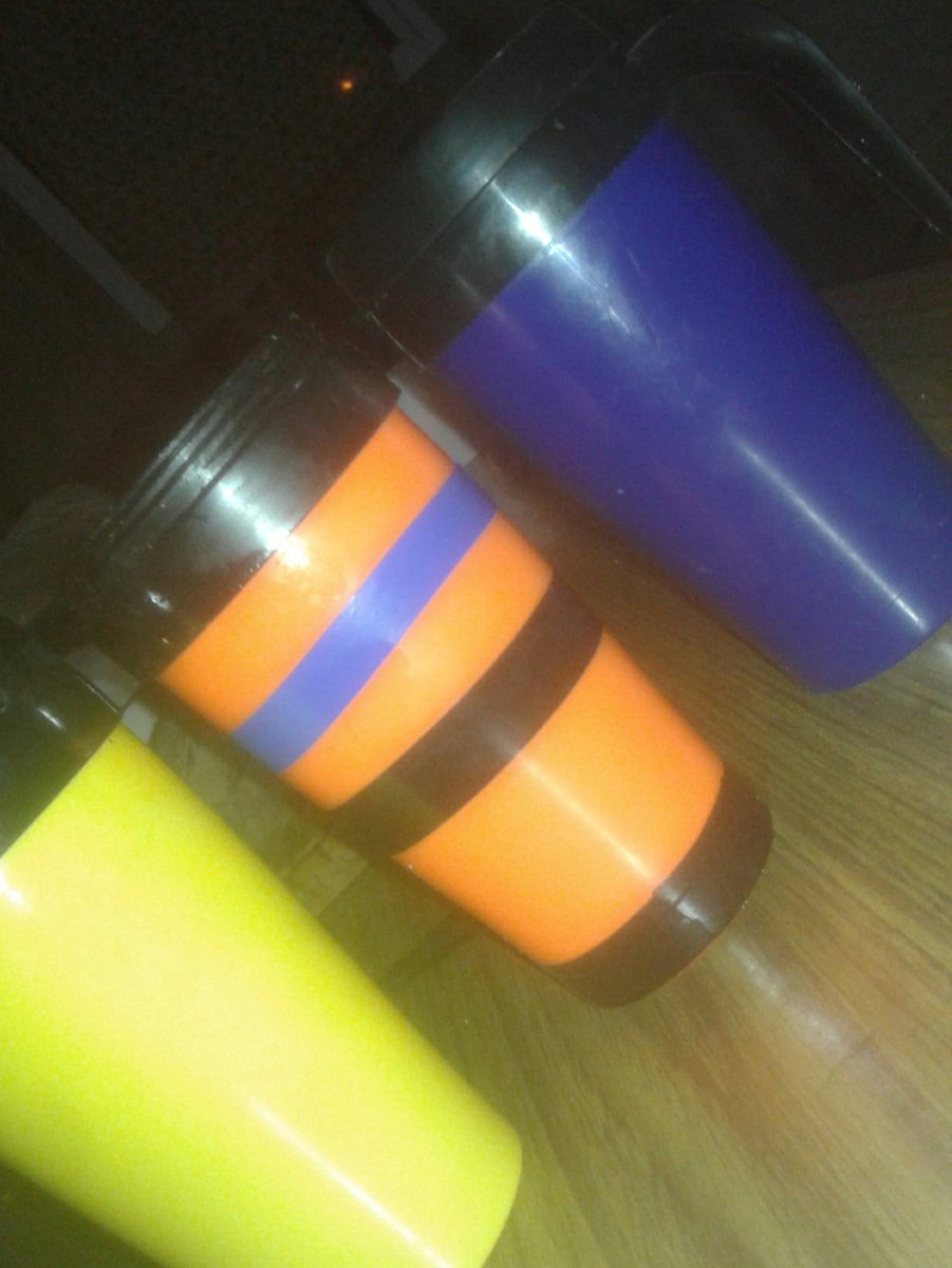 EmanuelQuintul2's tweet photo. #Redespiertos mirandolos y tomando cafe jiji https://t.co/p05UDwdaW6