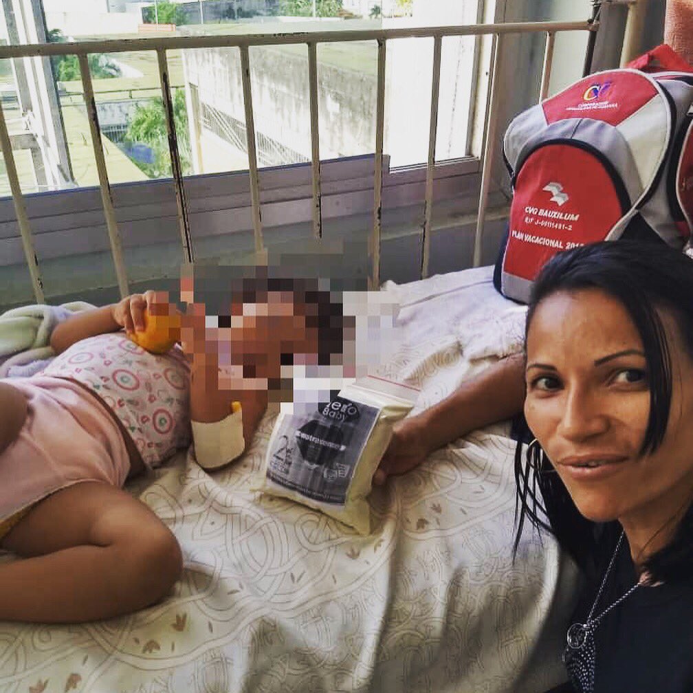 AgarrenseManos's tweet image. Con el dinero recolectado en nuestro GoFundMe se realizó una entrega de leche en el #hospitalUyapar de #puertoordaz. ¡Gracias a todos los que han donado! 
Si quieres donar para seguir haciendo esto posible es.gofundme.com/cien-manos-mil…
•
#agarrensedelasmanos  #trabajohumanitario