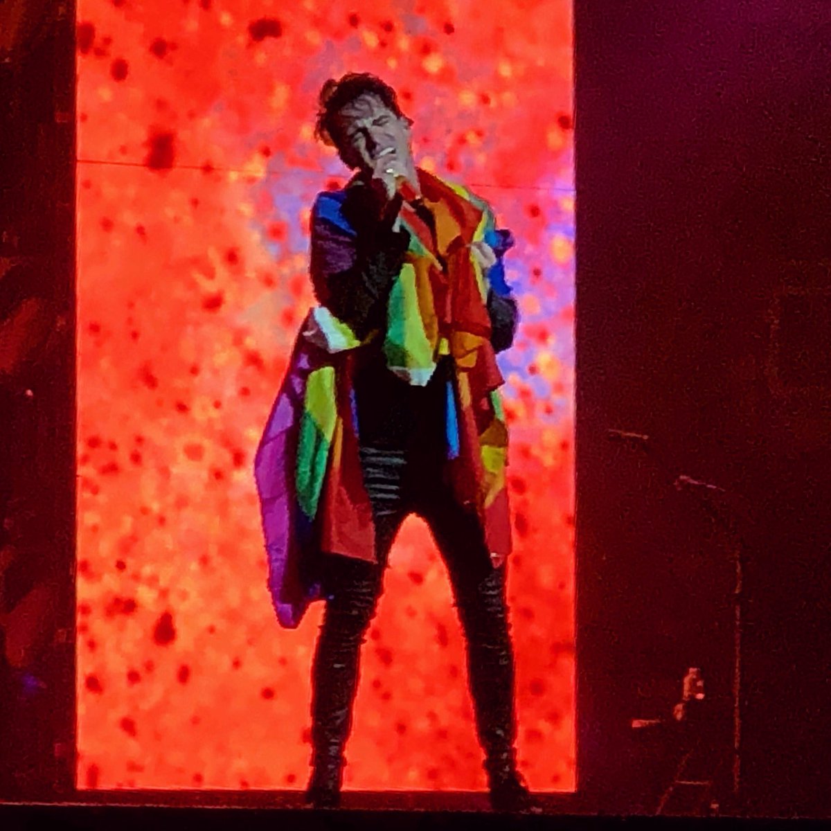 Chrisaliah's tweet photo. A few more from the @PanicAtTheDisco show in #Columbus https://t.co/YA0Pl76q8C