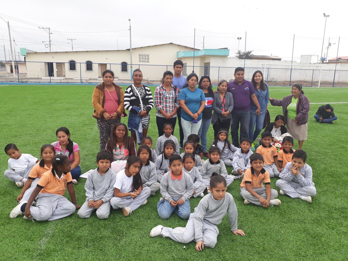 MercedesG1210's tweet photo. Día de la Familia con los padres de nuestros #mercedinos. Gracias por el apoyo que siempre nos tienen.@PicoPesantes @fanderfalconi @GastonGagliardo @MIGUELVALERO198 @ERIKANTEVANG1 @djrm1985 @ShirleyR_J https://t.co/0TdzCF4kRl