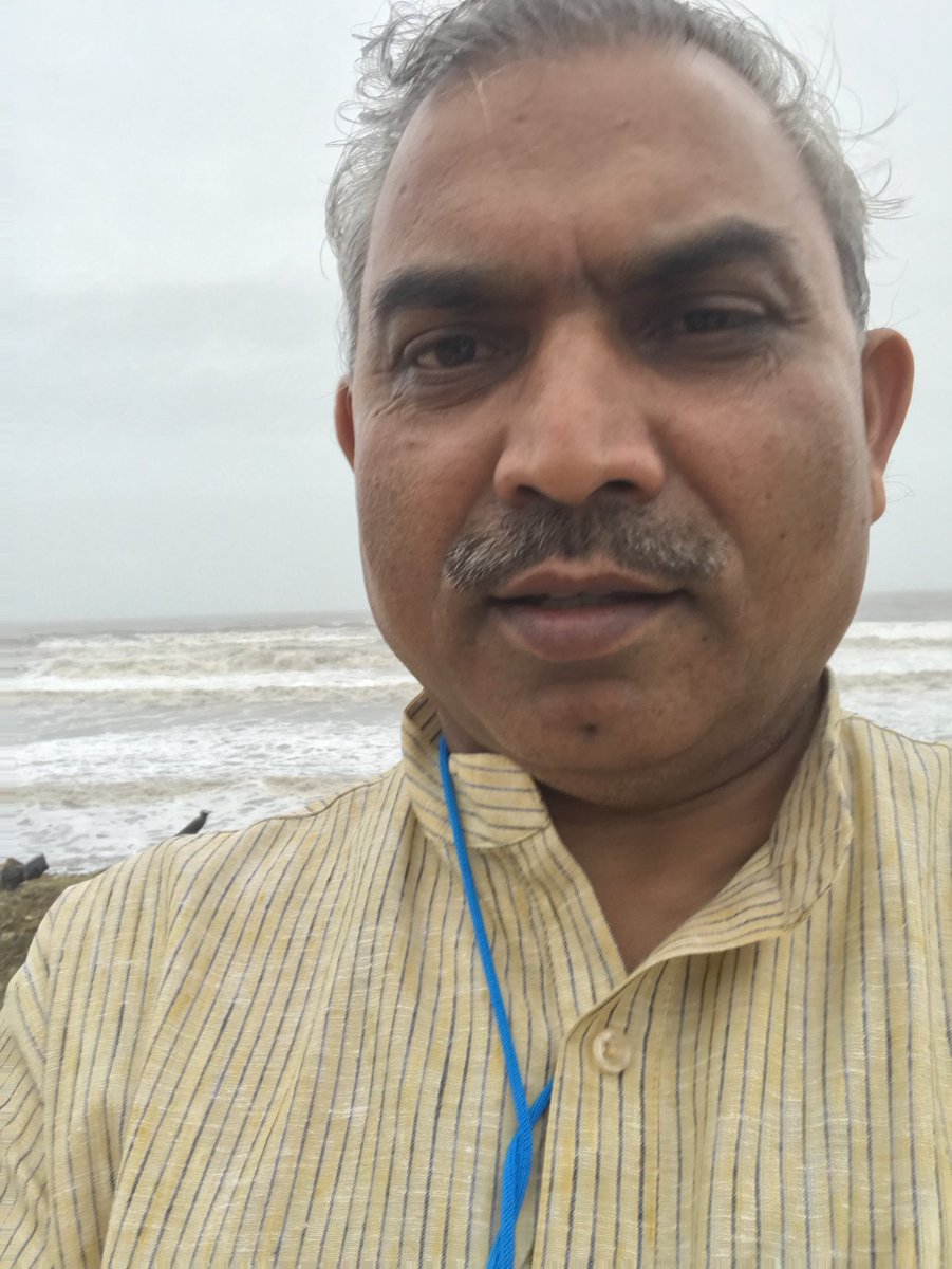 shivprakashbjp's tweet photo. भगवान सोमनाथ जी के चरण पखारता समुद्र । https://t.co/wj3WZXN7On