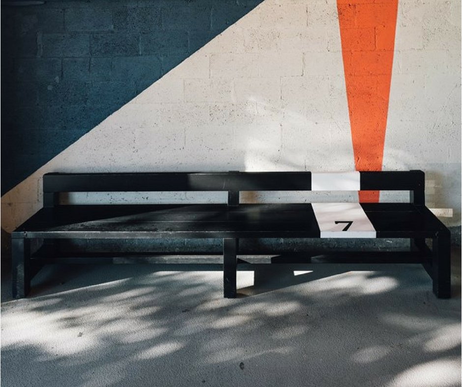 Crisi del settimo numero? Non ti temiamo! Il 25 luglio la nuova uscita della rivista Tre racconti apparirà sui vostri schermi. Noi siamo pronti. Voi siete pronti?