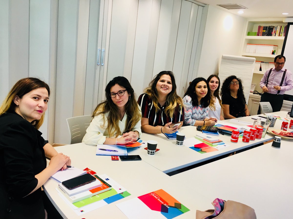 eicomunicacion's tweet image. La confianza y reputación son difíciles de conseguir para una #marca pero son imprescindibles. Sobre los "intangibles" hablaron con nuestras alumnas del #MCCI, Saida García y Augusto Leiva de Corporate Excellence - Centre for reputation leadership

#ComunicaciónCorporativa
#EIC