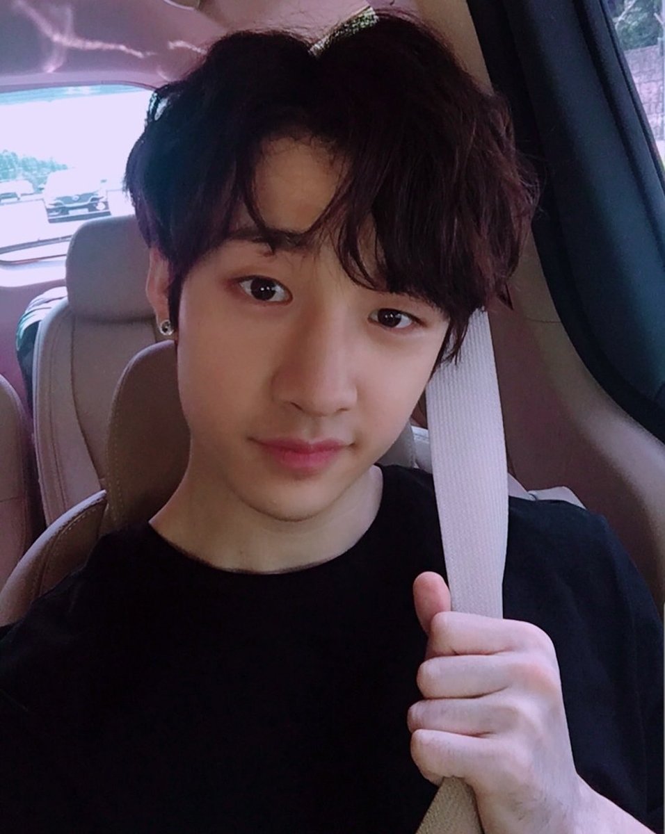 Jm3rachaMin's tweet photo. Chan!! We are ready for #IanWHO for long time πππππππππ
#StrayKids #BangChan https://t.co/FsLmxLCZao