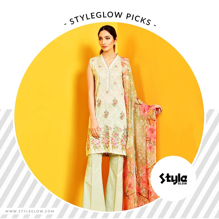 styleglows's tweet photo. Follow @styleglow for fashion alerts. Check out the latest #casual #dress designs for year #2018 by #styleglow #paksitanifashion #paksitanifashionblogger #fashionblogger #fashiontrends #lahore #islamabad #printedshirts #model #karachi #pfw #pfdc #girls #style #formal #summer https://t.co/b8rgjTeQ1L