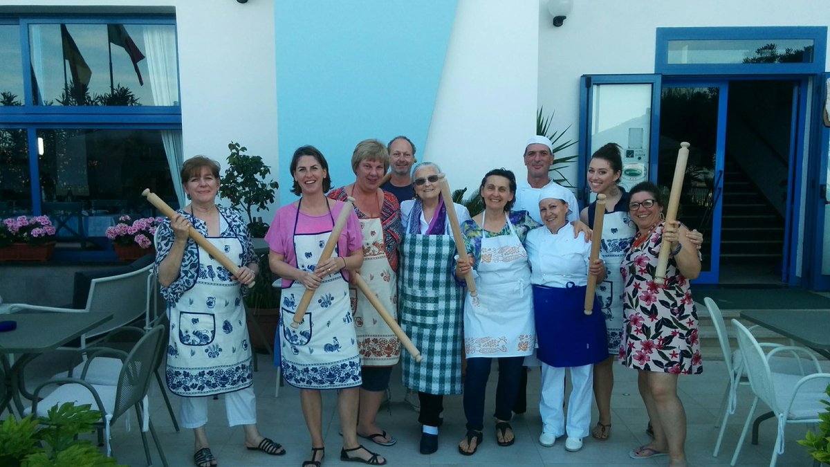 HotelEliseo_'s tweet photo. R U a #foodie?
Do not miss the opportunity to take a #cooking #lesson in the land of #ItalianFood: ¢Romagna!
Book your September cooking #class from 14 to 21 with Nonna Violante: tagliatelle, strozzapreti, piadine &amp; much more!
Become a real Italian cook!
https://t.co/7ZglpGlg60 https://t.co/3pbU9hqYOp