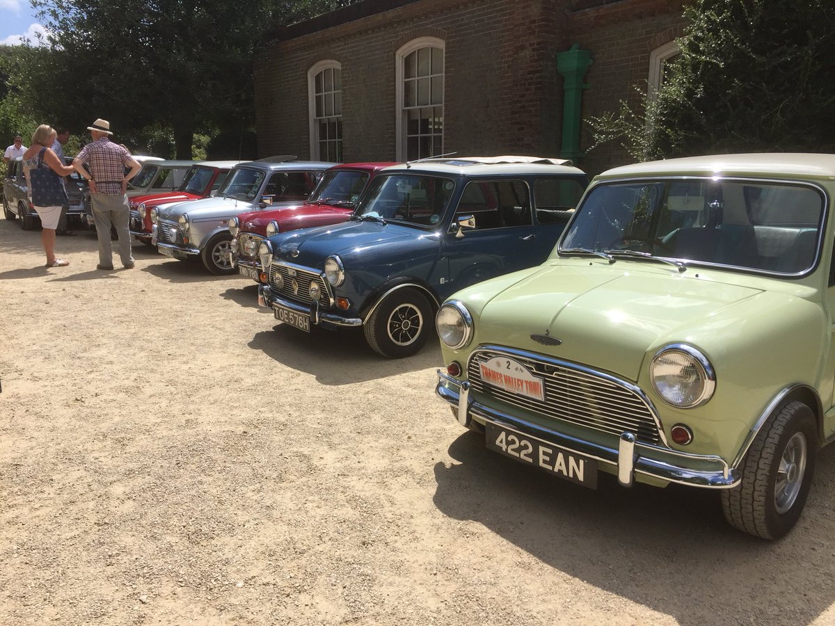 Mini Cooper Register tweet media
