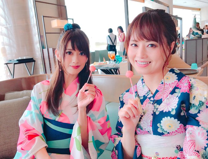 美女達と浴衣でスイーツバイキング来てるよん☺️ むいちゃん赤ちゃん💕 https://t.co/uvR69cYNDZ