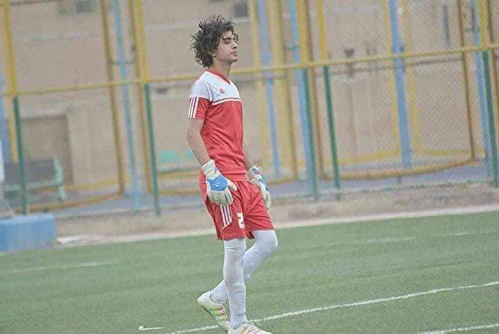 IrqSport's tweet photo. الشهيد علي قاسم  حارس مرمى نادي المثنى احد شهداء التظاهرات قتل قبل يومين على يد احد الاحزاب.
شاب بعمر الورد طالب بأبسط حقوقه !! https://t.co/78wt9JjwYh
