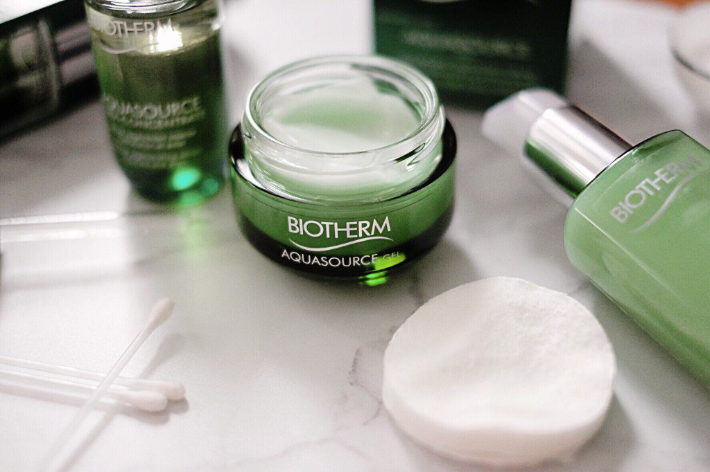 _Evell_'s tweet photo. AQUA SOURCE BY BIOTHERM https://t.co/yqrYKAXGks https://t.co/gSvQ5hFYuo