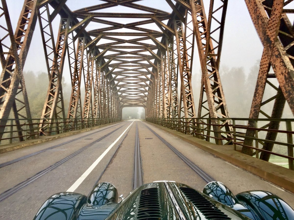 gaertner_one's tweet photo. Die #geschäftsreise #neu #erfahren in einem #morganplus4 ❤️ euch allen einen Dienstag voller #Kreativität und #erfolg 💡🚀 #morganadventure @morganmotor https://t.co/YuejU3RGnh