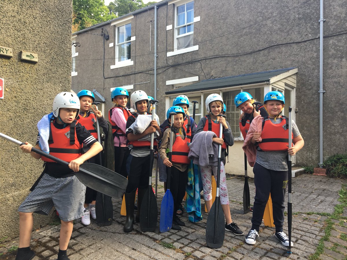 SConcannon4's tweet photo. Preparing for Zipwire and Canoeing! #year6 #WaddowHall @EPSElton @Rachel1Pars https://t.co/YAo3rjDCrP