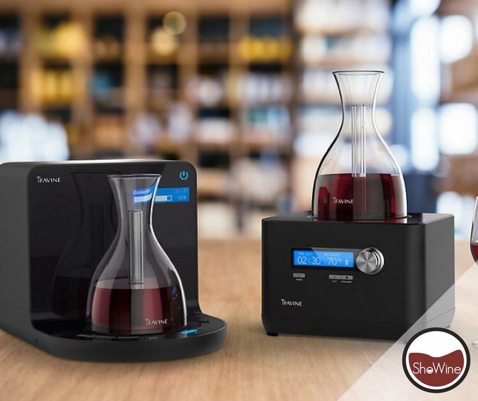 Showine_it's tweet photo. Scegli #iSommelier in pochi minuti potrai effettuare una decantazione che tradizionalmente può durare svariate ore. Elimina molti degli inquinanti e l’umidità presenti. #wine #vino Scopri di più: https://t.co/sghlwK33a5 https://t.co/BksbXobjkS