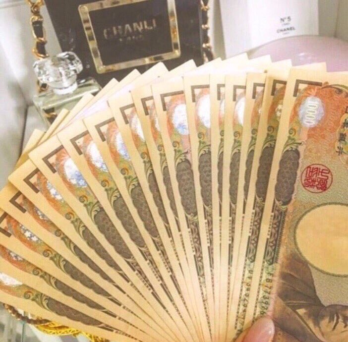 moeoffica's tweet photo. 忙しい忙しいって言う人いるけど、きっとそれは頑張ってるねって褒めて欲しいだけの人。

だからこう言ってあげた方がいい。
｢時間の使い方が下手だね｣って😊

夢を叶えている人はプラスの事しか言わない。

だってそうでしょう？
叶うっていう字は｢口に＋｣って書くんだから。 https://t.co/5bQsa2eJyt