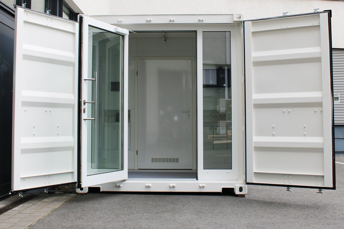 botspot3d's tweet photo. Our Full Body 3D Scanner got mobile by installing into a 20' container.
#3dscanner #3dscanning #fullbodyscanner #container https://t.co/IlV58eIf4f