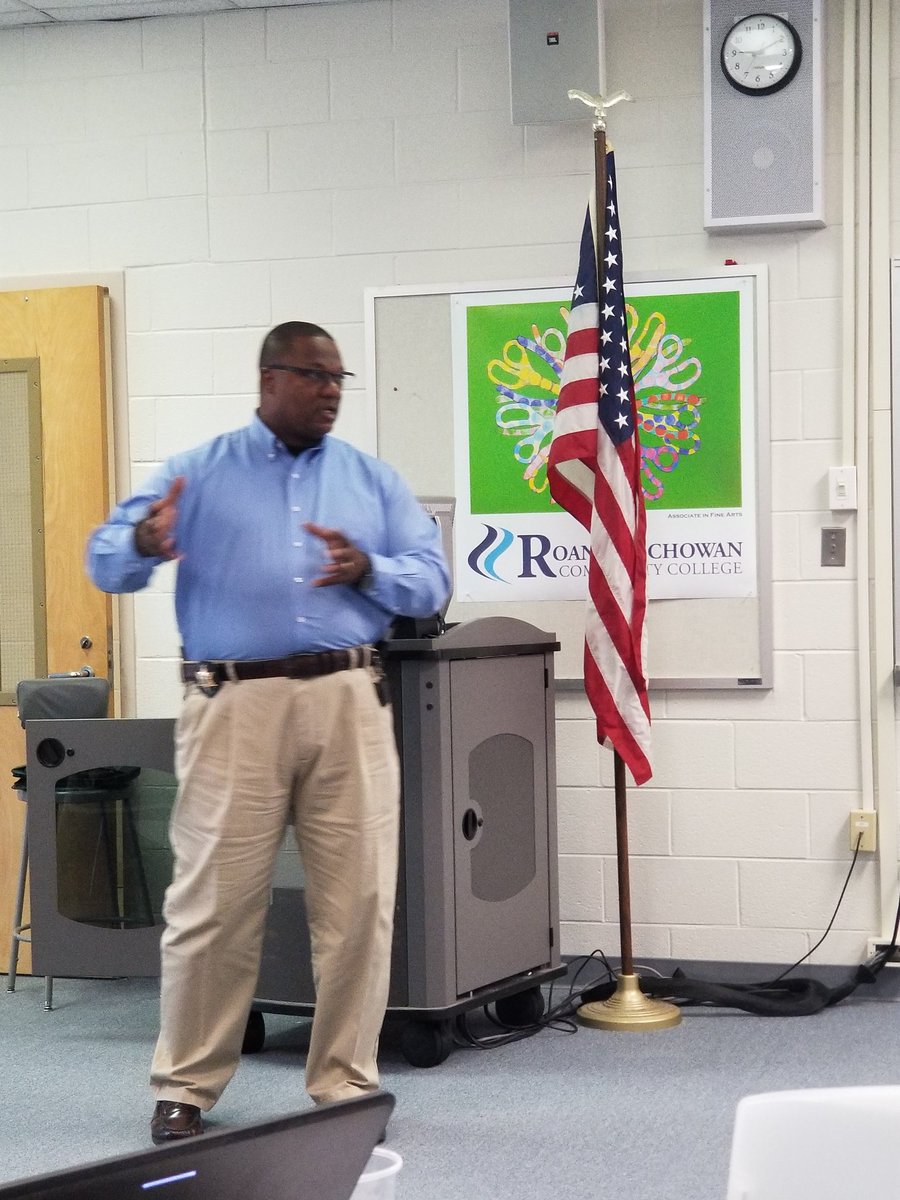HCCTE's tweet photo. HCPS Leadership Retreat! School Safety-Sheriff Hayes and Captain Dilday @HCPS01
#allinforlearning https://t.co/h61itrB44x