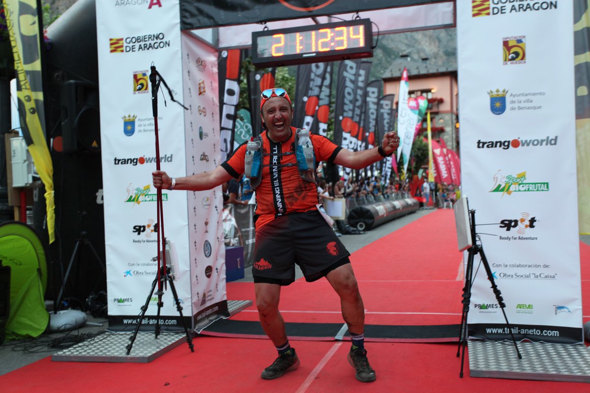 febregrana's tweet photo. Comença el compte enrere ,dissabte toca "La Maratón de las Tucas" @GranTrailAneto Mamma por!!! Espero repetir un final com aquest.
#gallinadepiel
#Filirun
#LaNaranjaMecanica
#NoHaydolor
#Fotaka https://t.co/dpfwFzOGMT