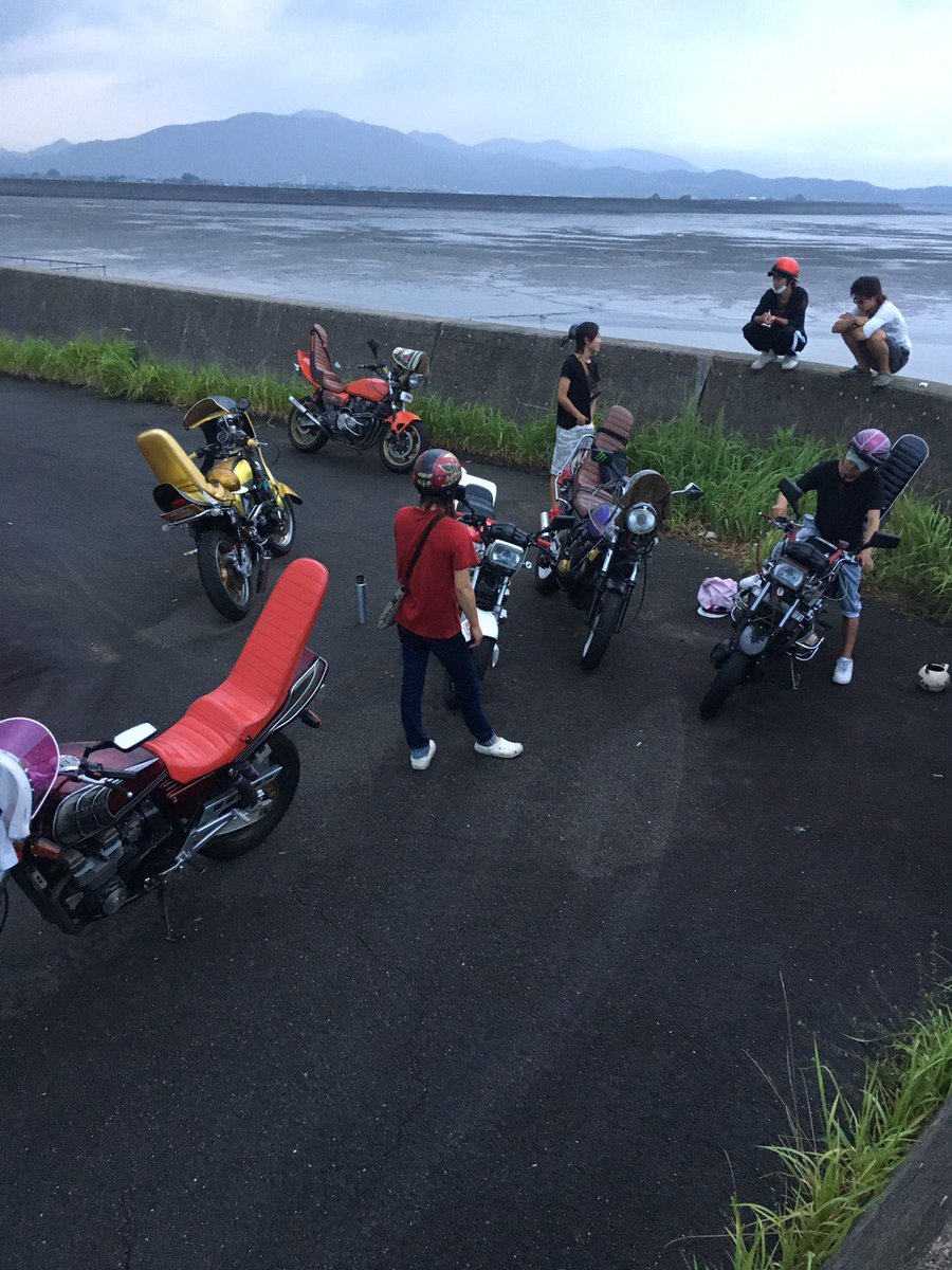 まつこう tweet media