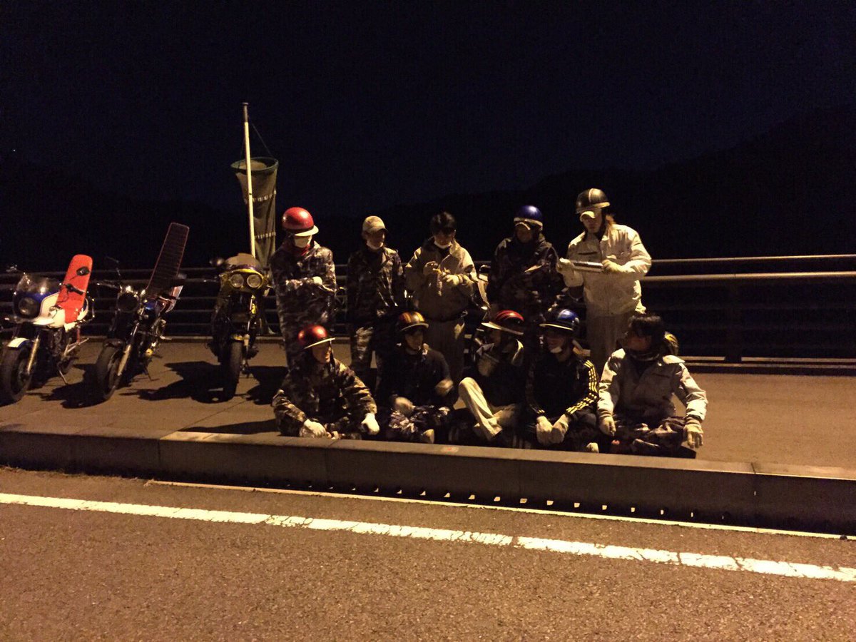 まつこう tweet media