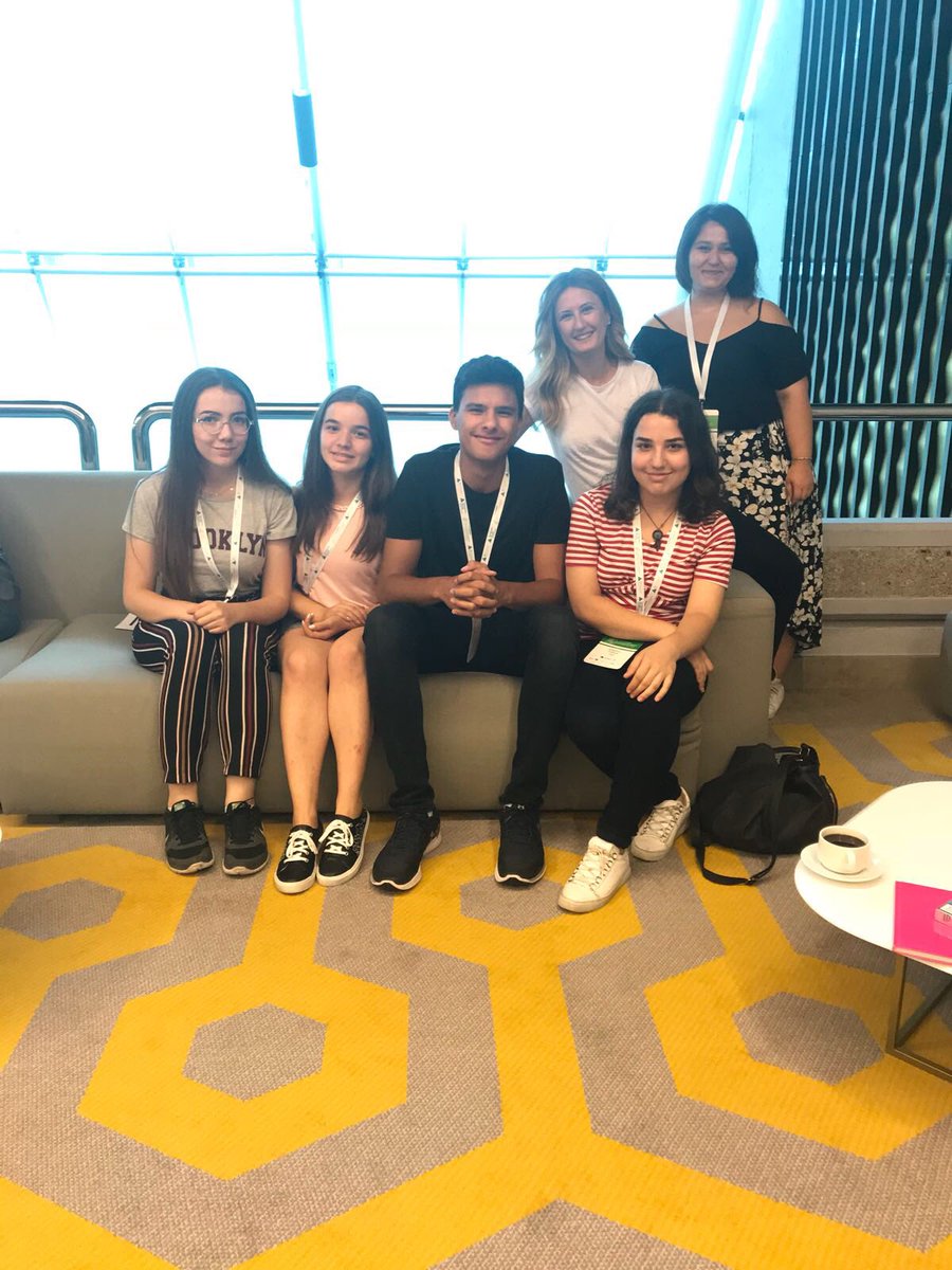 GencBasari's tweet photo. GençBizz Türkiye Finalisti @ImpactGenc ; Avrupa Yılın Şirketi Ünvanına sahip olmak için #COYC18’ de yarışıyor. Jüri sunumumları öncesi son provalarını yapan Impact GençBizz Şirketimize başarılar diliyor, heyecanlarını paylaşıyoruz.

#GençBizz ##juniorachievementturkey #jaeurope https://t.co/wcHSYboZf6