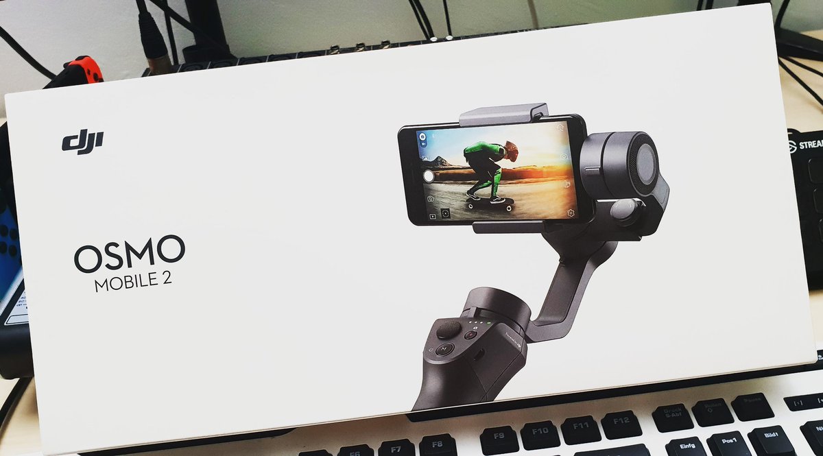 Tamyhro's tweet photo. Vielen Dank für dieses starke Teil! Dann wollen wir das mal ausprobieren :)
*sponsored by @djiglobal 

#DJI #gimbal #mobile #stabilisator #twitch https://t.co/i4MjnHZq36