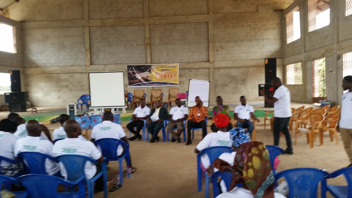 Edith van Ewijk tweet media