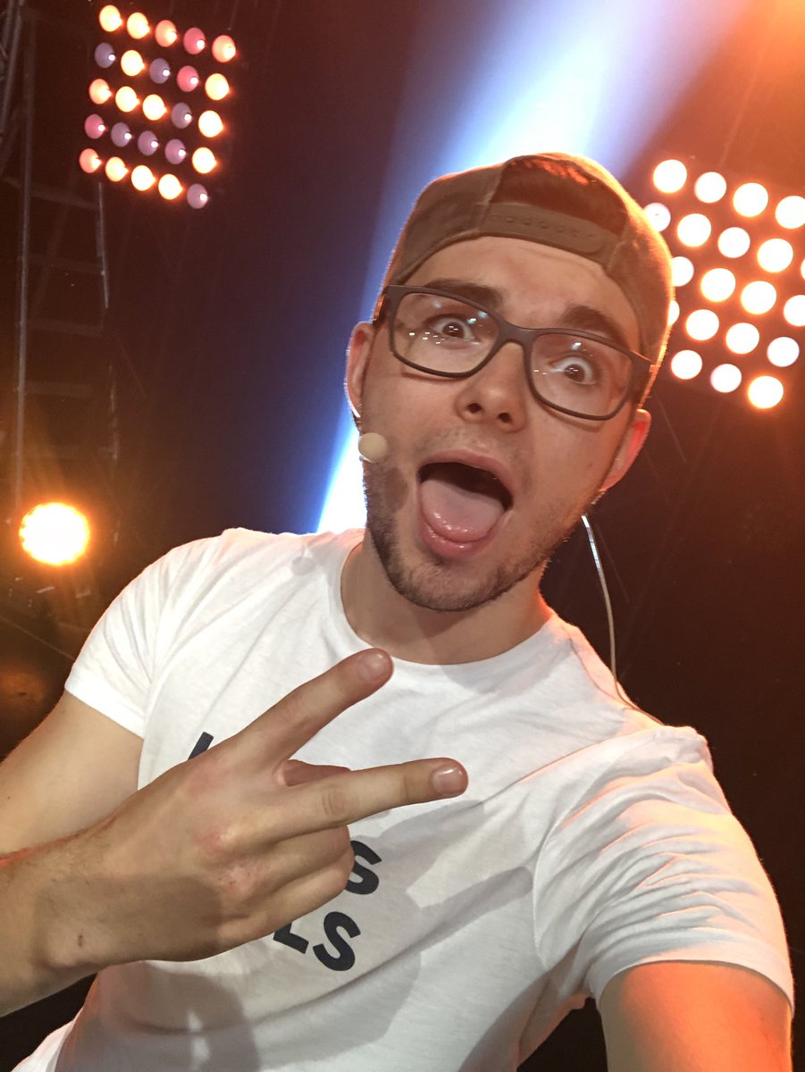 GEEKMAPyt's tweet photo. Let’s go les répètes ! 😍 https://t.co/40XXovg2AI