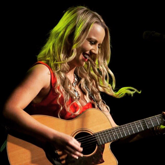 christielambmus's tweet photo. #TurnbackTuesday #FunTimes #ColonialHotel
Looking forward as always to our show at The Colonial Hotel This Saturday night! ๐
#JoinUs #FreeShow #ChristieLamb #LiveMusic https://t.co/vw5sSPC4EM
