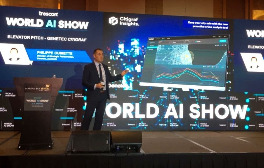 WorldAIShow's tweet photo. @73PhilO, #Director of strategic #partnerships - #Genetec, explains how #Citigraf correlates data to deliver a decision support system for comprehensive response coordination that #Chicago city has used to reduce response time to crime.

#WorldAIShow #AI #ML #Robotics https://t.co/E1iLiloyhb