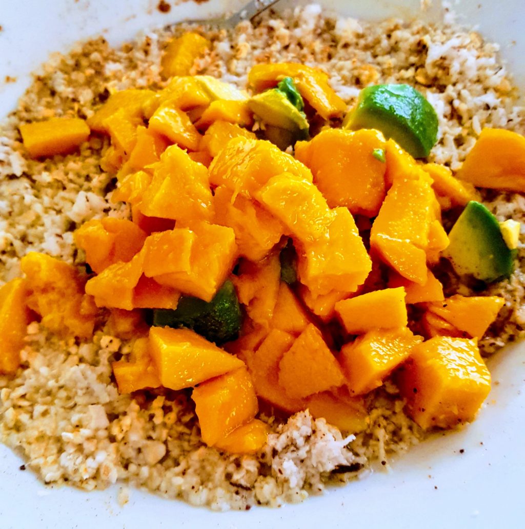 trainerellacom's tweet photo. Du liebst Frühstück auch? Hier sind die besten Porridge Rezepte ever https://t.co/2dAxjS1MWf https://t.co/fXUFYgqXUt