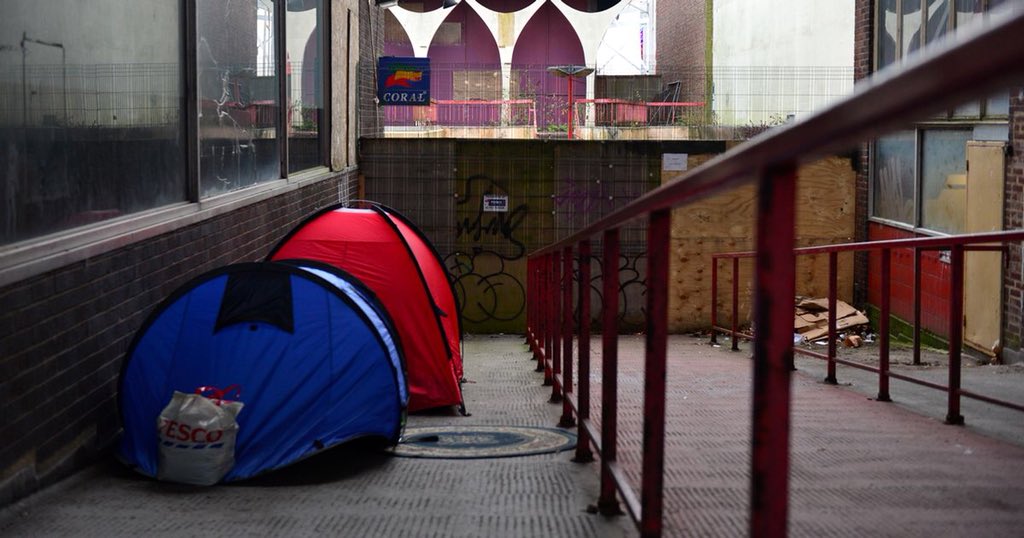 InKnitTogether's tweet photo. According to the latest figures, collected from autumn of 2017 - 4,751 people are estimated to be sleeping rough on our UK streets on any one night! 

That’s 4,751 too many! 

#EndHomelessness #Homeless #Homelessness #InKnitTogether #HomelessBritain #roughsleeping https://t.co/ke0UhBi5tN