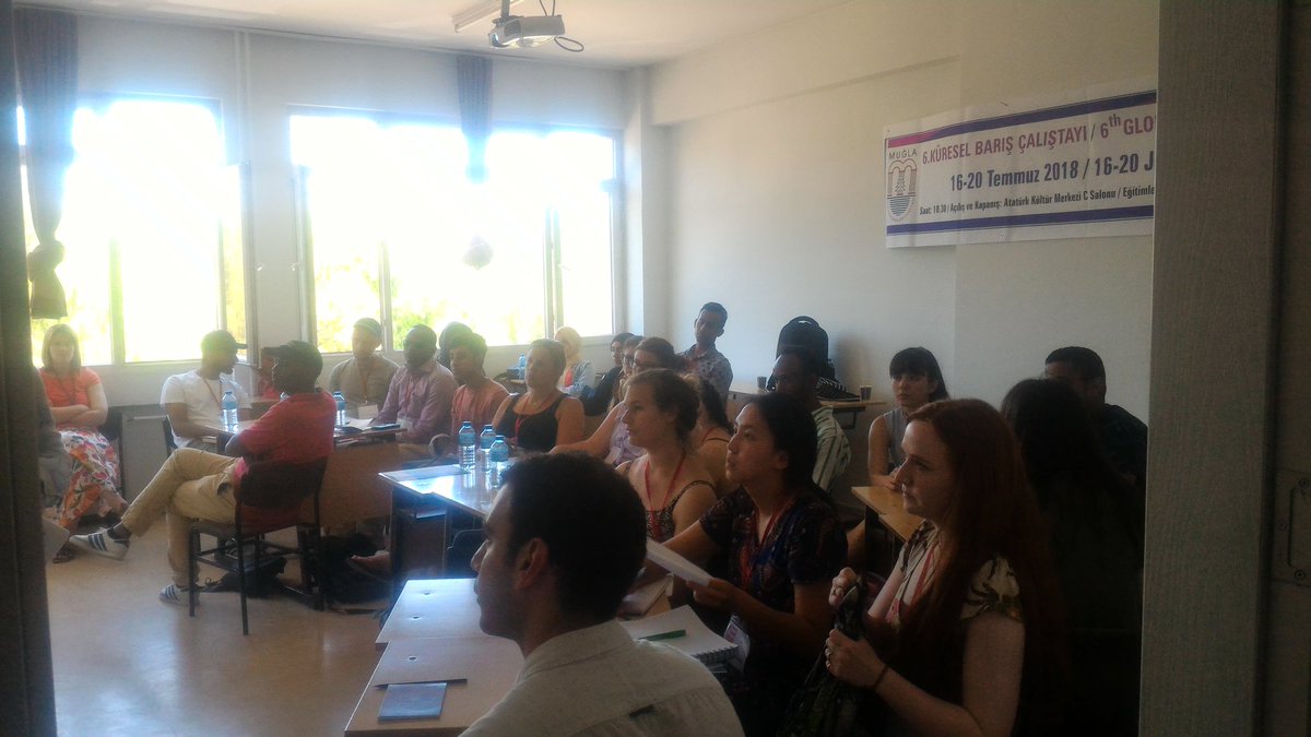 Barlasb's tweet photo. Afternoon sessions with Nancy Annan: Understanding Conflict Interventions @LauraEPayne @AlpOzerdem @FusunOzerdem @GlobalPeaceW @CTPSR_Coventry https://t.co/sTCOjlyFVr