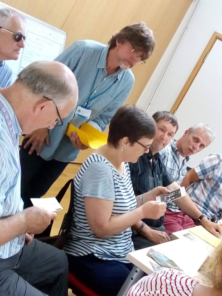At our #HeadSmart group session we welcomed @waterman338 & heard about #BowraBag - a collection of items that can be helpful during #braininjury #rehabilitation.  Group members were keen to discuss this concept as well as participate in a further Elevate #arthterapy session