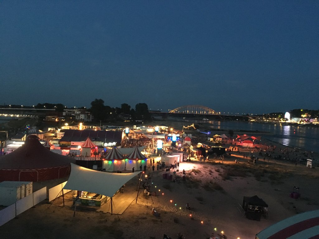 Hendriks_Marc's tweet photo. Dat was een mooie maandagavond @vierdaagsefeest met @memphismaniacs mindblowing @opheteiland #4df #SumCapNL https://t.co/7A4ZqWulot