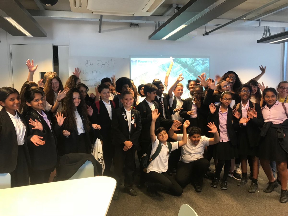 talent_foundry's tweet photo. The brilliant @CaterhamHighSch students after the @Dell4Good #PoweringTransformation2018 workshop @UniofGreESU yesterday! #RaisingAspirations #ThinkBIG #HigherEducation @UshineIshine https://t.co/IA2PQ4lXuB