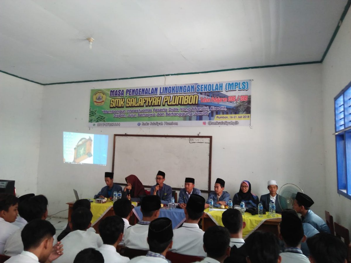 ipnuippnuplb's tweet photo. PAC IPNU-IPPNU Plumbon adakan Sosialisasi di SMK Salafiyah Bode

#ipnuippnukeren #pelajarnu #nu_cirebon #pelajarnu_cirebon #salam_pelajar https://t.co/2E8cVFkGXY