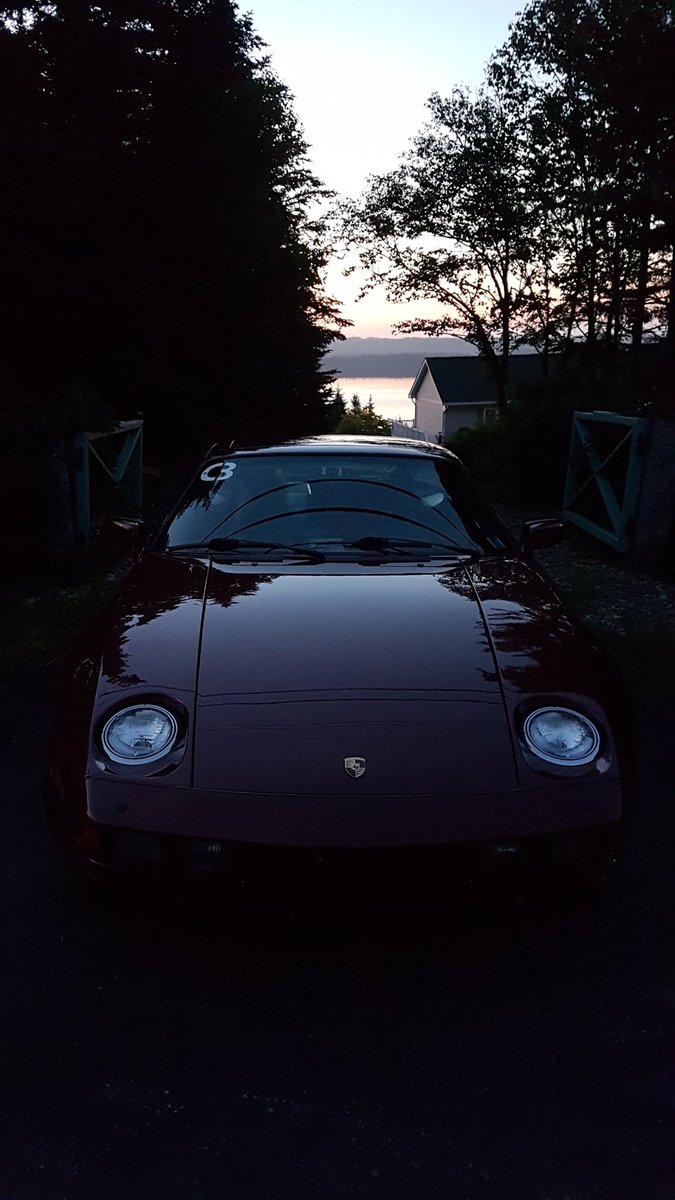 gtaylor62's tweet photo. Early AM getaway for day 2 of @acadiaPCA DE event at #atlanticmotorsportpark. #porsche https://t.co/4nunmHWHYx
