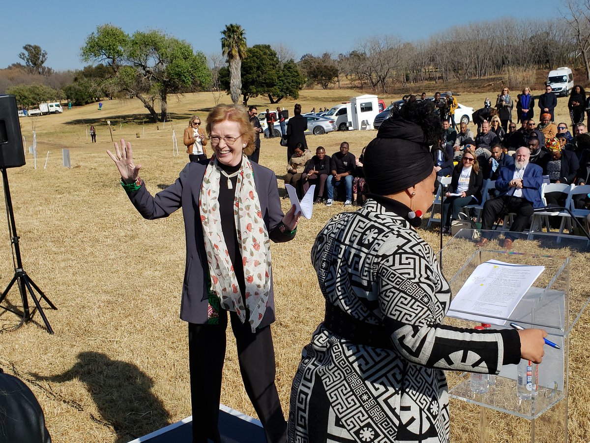 ShamilIdriss's tweet photo. Honored beyond words that @TheElders chose 3 programs of @SFCG_ among the 100 #SparksOfHope with tree planting for each.  Elder @MaryRobinsonCtr and supporter @richardbranson on hand to share in celebration! #WalkTogether https://t.co/SkBID7JZgf