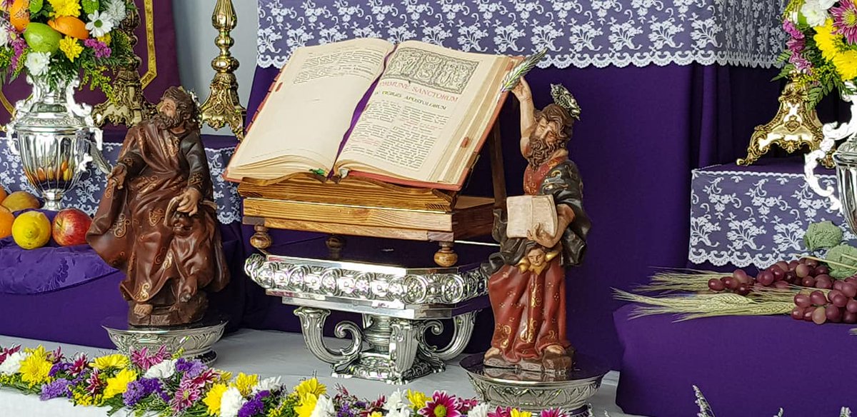 El altar de nuestra corporación para la procesión del Santísimo Sacramento ubicado en la calle Méndez Núñez | #OraciónyCaída