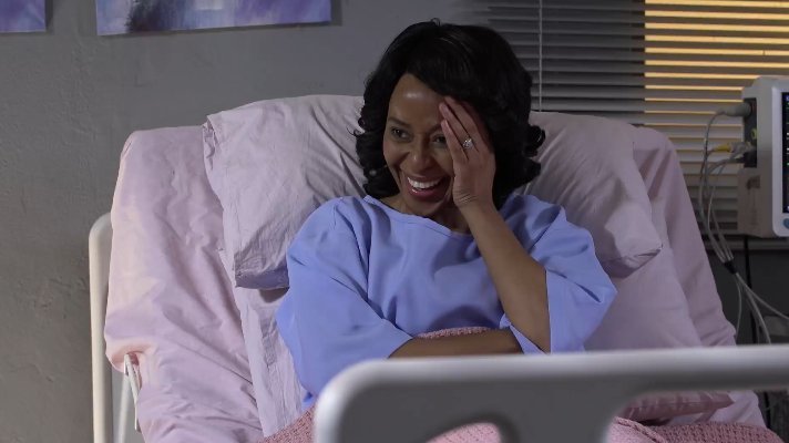 DMoyza's tweet image. I wonder how Mazwi will react when he find out hore we all knew about Rori.😀😀