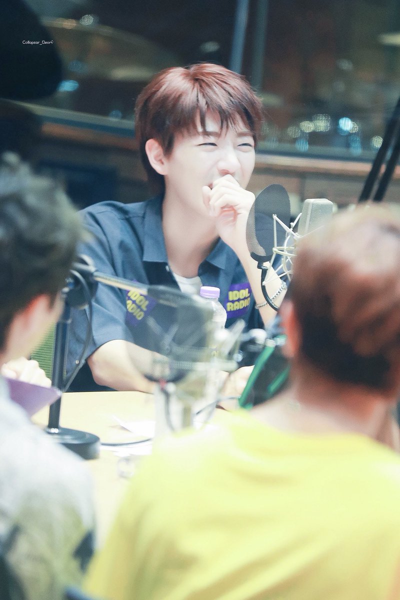 Collapsar_Beom's tweet photo. 180712 아이돌라디오

#지범 #골든차일드 
#JIBEOM #Golden_Child https://t.co/vqnV5Ax2ZE