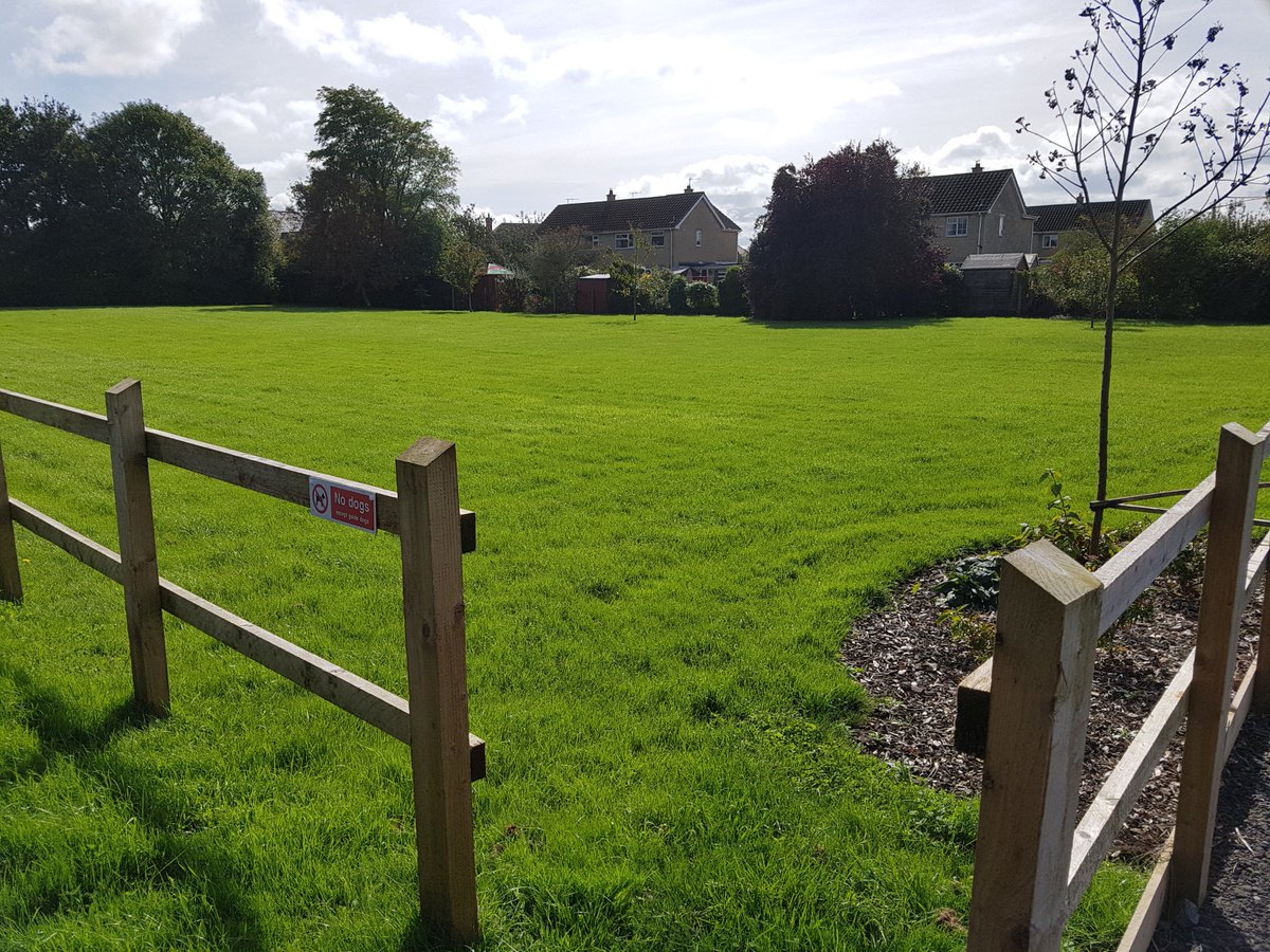 St_Ash_PC's tweet photo. We #LoveParks too and that's why we are making Acreshort Community Park the best green community space we can #Community #GreenSpace #LoveParks Week: 13-22 July • @KeepBritainTidy Ambassadors: @kirstiemallsopp @chrisgpackham @stevebackshall @JuliaBradbury @vickimichelle https://t.co/Vua3bTjs7a