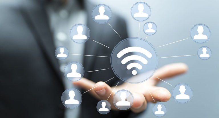 CyberSecurityES's tweet image. Usa una #RedVirtual  Privada cuando te conectes a #WiFi público  cybersecuritynews.es/usa-una-red-vi…