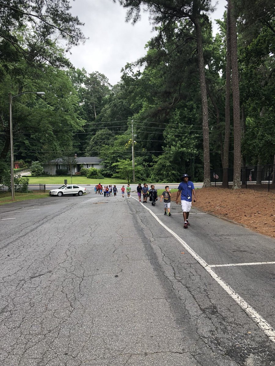 Coach_Mann1's tweet photo. Team A3 😎 #SummerFun #CampAdventures #OnlyAFewMoreDays ☀️ https://t.co/ekOZJ6uVqP