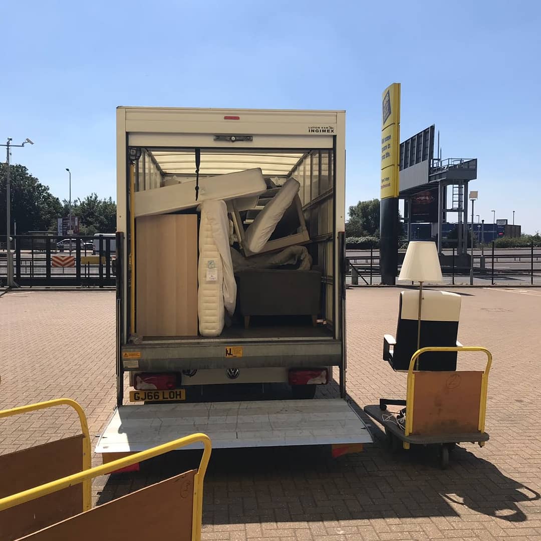 PrimeTimeManVan's tweet image. Storage services made #easypeasy 
We simply arrive at your premises, Load your items into our #van &amp;amp; then unload them into a safe storage facility. All you have to do is watch while we load your items into our van #tetrisstyle with ease!!!!
#hasslefree #storage #withasmile
