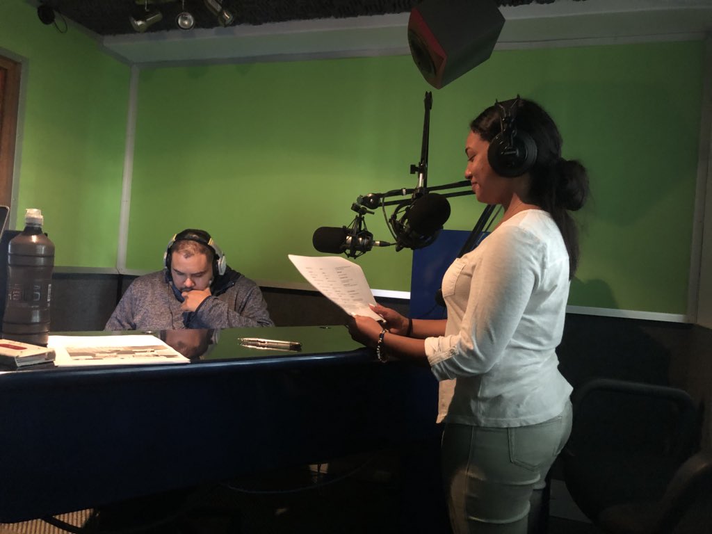 chane_12c's tweet photo. Voice-over recordings taking place in the studio. 🎧
@CputMedia always provides amazing opportunities like these. 🤩

#CPUTMedia #FirstYearsOfCPUT #Studio #StudentLife #VoiceOver #CPUTMyFutureSelf #CreatingFutures https://t.co/JY8aXUZEnY