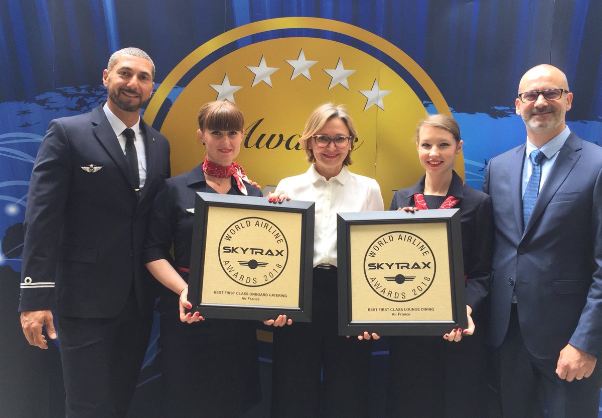 AnneRigail's tweet photo. 3 Skytrax awards 🏆 for La Première #airfrance : onboard catering🍾, lounge dining & comfort amenities !!! Congrats to all the teams that build each day this exceptional product for our customers 👏👏👏
#cabincrew #CDGlounge #pilots #cdgHub #outstations @servair https://t.co/viKxZA5ijS