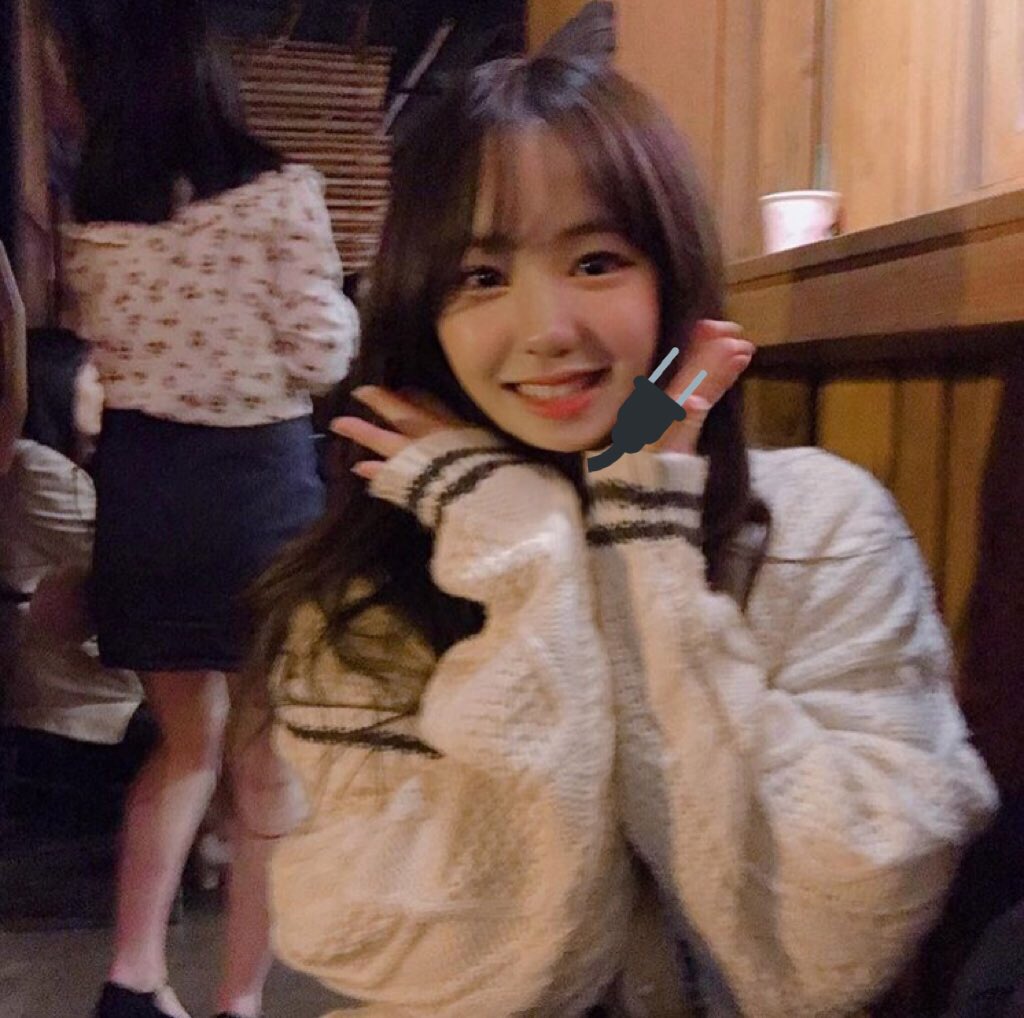 3b5_il's tweet photo. 何億年ぶりくらいに作ったので仲良くしましょう👩🏻🖤

#selca #らぶりつ #韓国好きな人と繋がりたい #韓国すきな人と繋がりたい #美男美女さんとつながりたい #自発下さい #気になった方お迎え #ARMYさんと繋がりたい https://t.co/FAc1E6gDFI