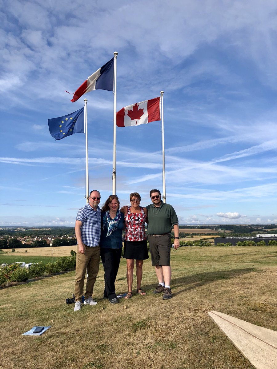 GlblCanuck's tweet photo. #CanHistTours is also a mini #Juno14 reunion!! @JunoBeachCentre @CanHistTours https://t.co/7yDcMSe2uN