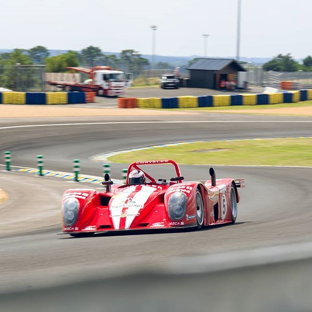 clubGEL's tweet photo. This Reynard is a perfect example of a low-drag Le Mans-spec prototype. Where's the rear wing gone?! 📷: @sammooresphoto
#globalendurancelegends #peterauto #lemansclassic #reynard #2kq #playstationgeneration #sonyplaystation #drivetastefully #lowdrag… https://t.co/jrc5LW8NlH https://t.co/vQPeQjcWIk